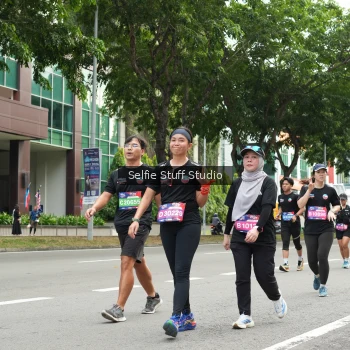 Runner Photo 3918456