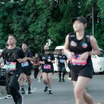 Runner Photo 3918498