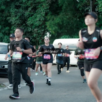 Runner Photo 3918523