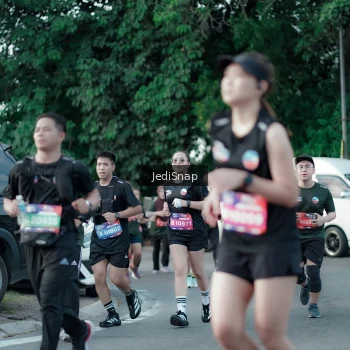 Runner Photo 3918524