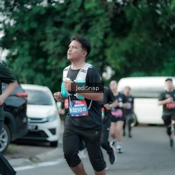 Runner Photo 3918546