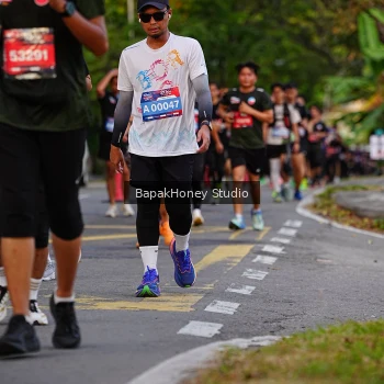 Runner Photo 3918575