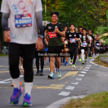 Runner Photo 3918576