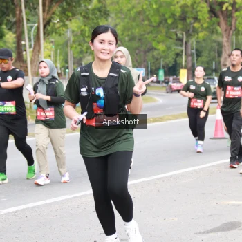 Runner Photo 3918624