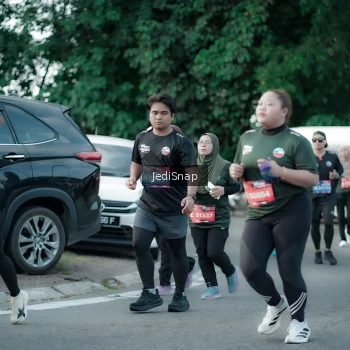 Runner Photo 3918625
