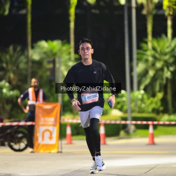 Runner Photo 3918639