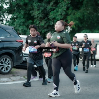 Runner Photo 3918642