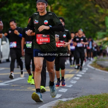 Runner Photo 3918715
