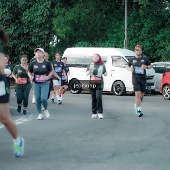 Runner Photo 3918754