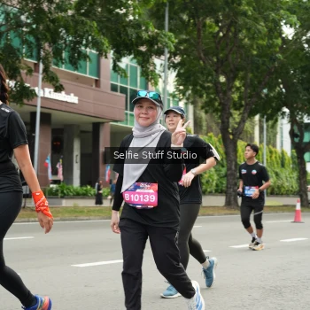 Runner Photo 3918918