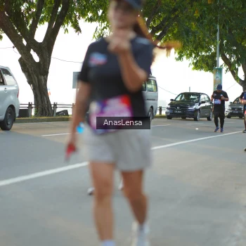 Runner Photo 3919002