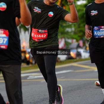 Runner Photo 3919195