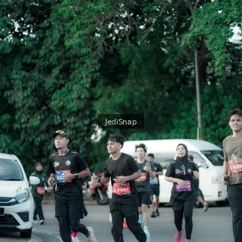 Runner Photo 3919250