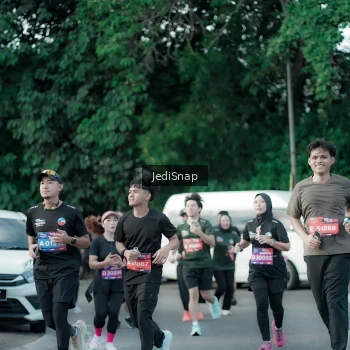 Runner Photo 3919305