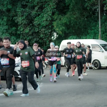 Runner Photo 3919420