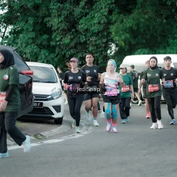 Runner Photo 3919457