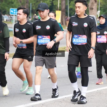 Runner Photo 3919576