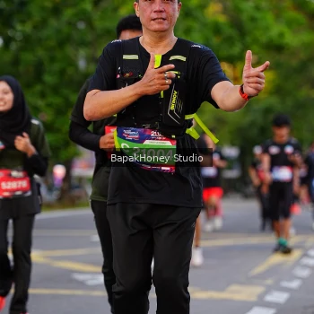 Runner Photo 3919619