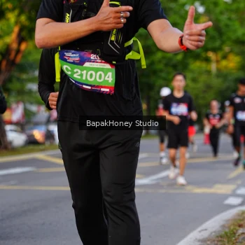 Runner Photo 3919675