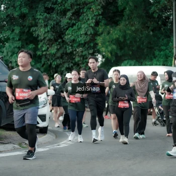 Runner Photo 3919812