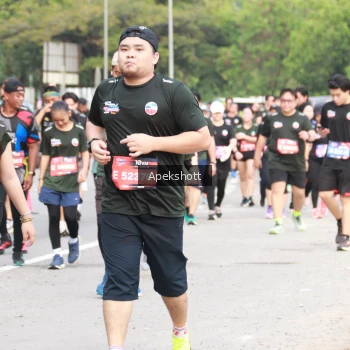 Runner Photo 3919970