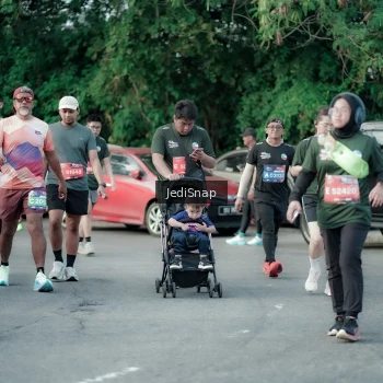 Runner Photo 3920007