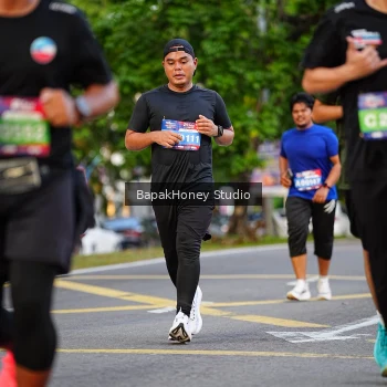 Runner Photo 3920017