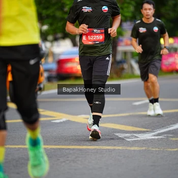 Runner Photo 3920157