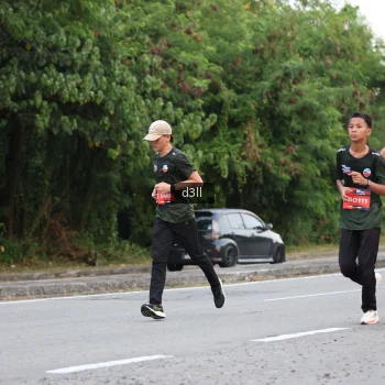 Runner Photo 3920343