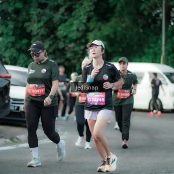 Runner Photo 3920415
