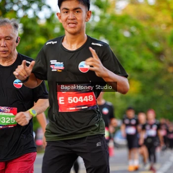 Runner Photo 3920450