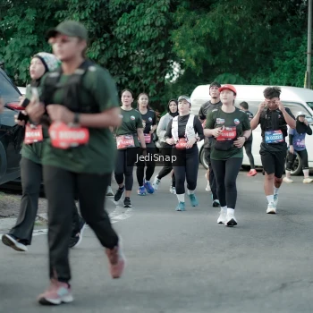 Runner Photo 3920471
