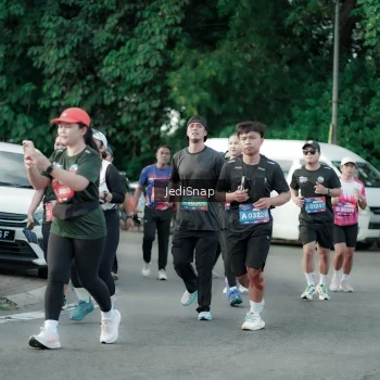 Runner Photo 3920496