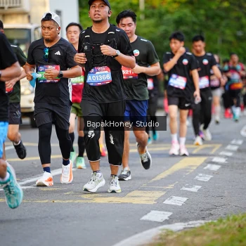 Runner Photo 3920724