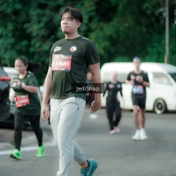 Runner Photo 3920793