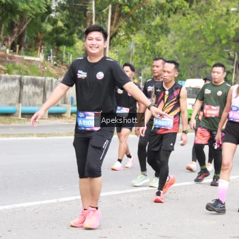 Runner Photo 3920821