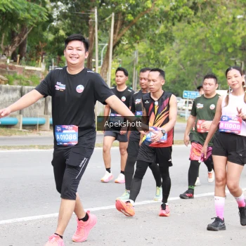 Runner Photo 3920874