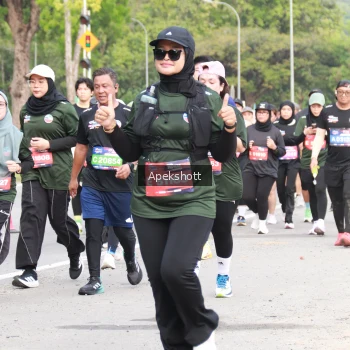 Runner Photo 3920878