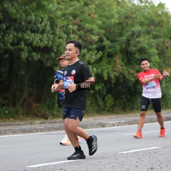 Runner Photo 3920884