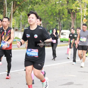 Runner Photo 3920898