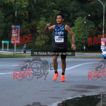 Runner Photo 392096