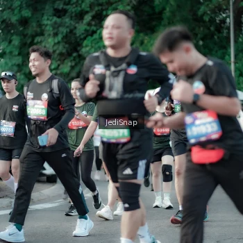 Runner Photo 3921003