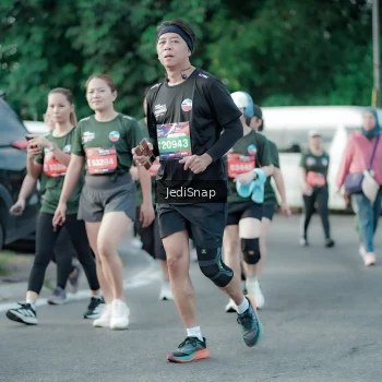 Runner Photo 3921010
