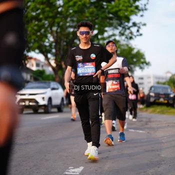 Runner Photo 3921021