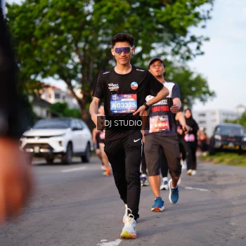 Runner Photo 3921052