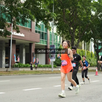 Runner Photo 3921103