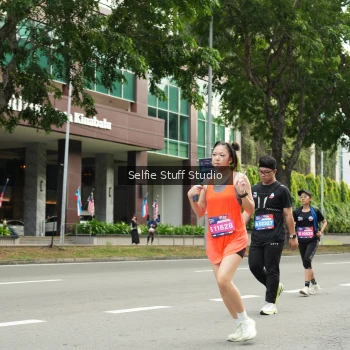 Runner Photo 3921105