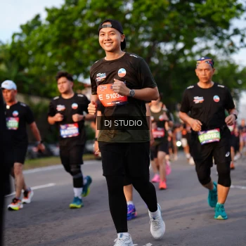 Runner Photo 3921107