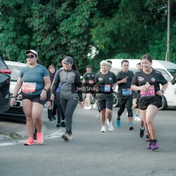 Runner Photo 3921245