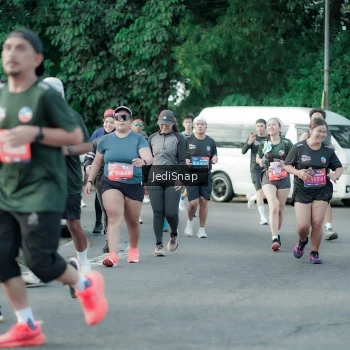 Runner Photo 3921246